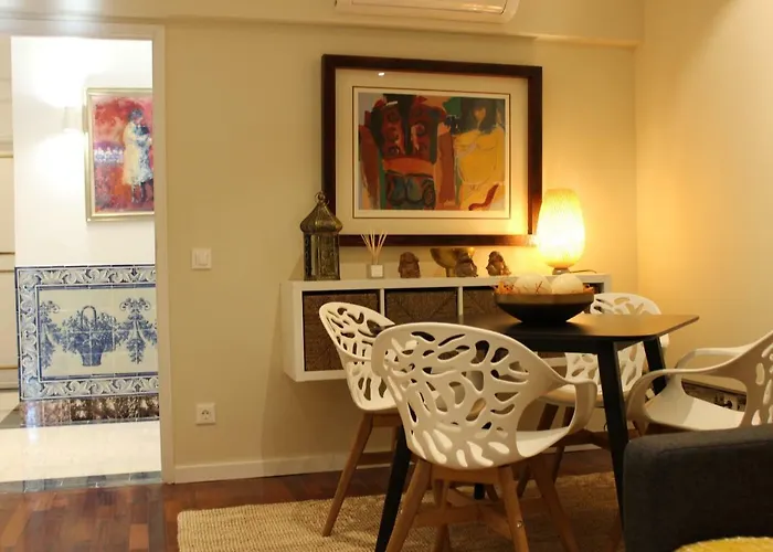 Lx Art Flats | Flat One